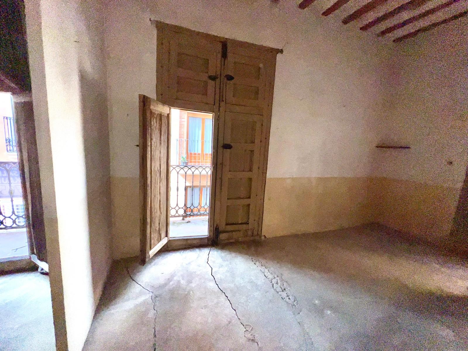Town House for Sale in Pinoso, Alicante