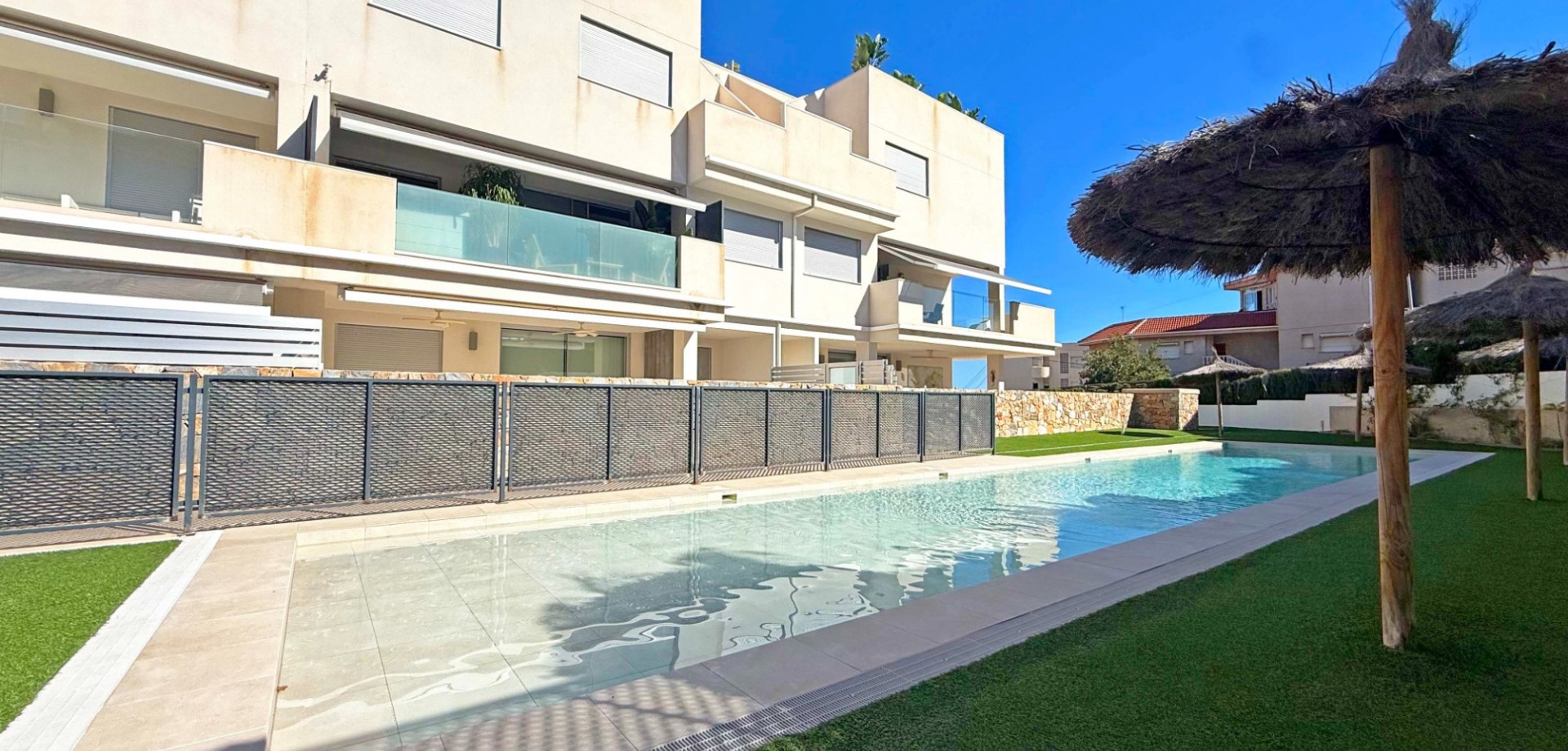 528689_xl Apartment for Sale in Cabo de Palos, Murcia