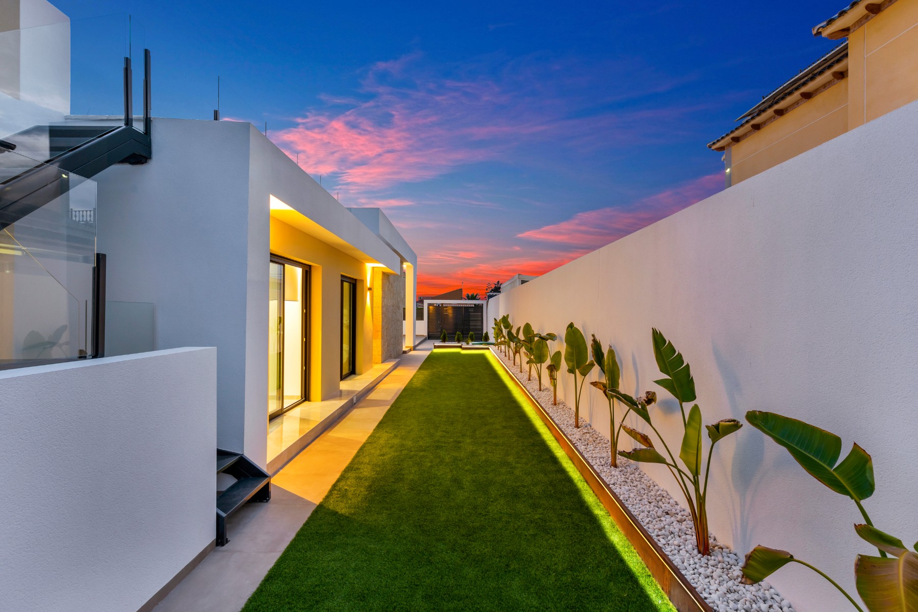 Villa for Sale in El Chaparral, Alicante