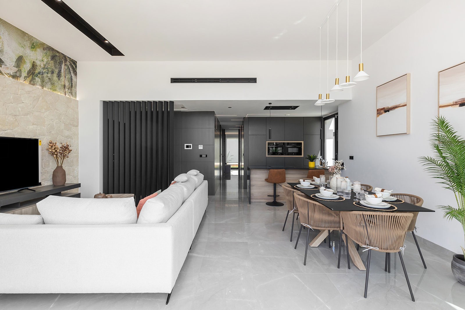 Villa for Sale in El Chaparral, Alicante