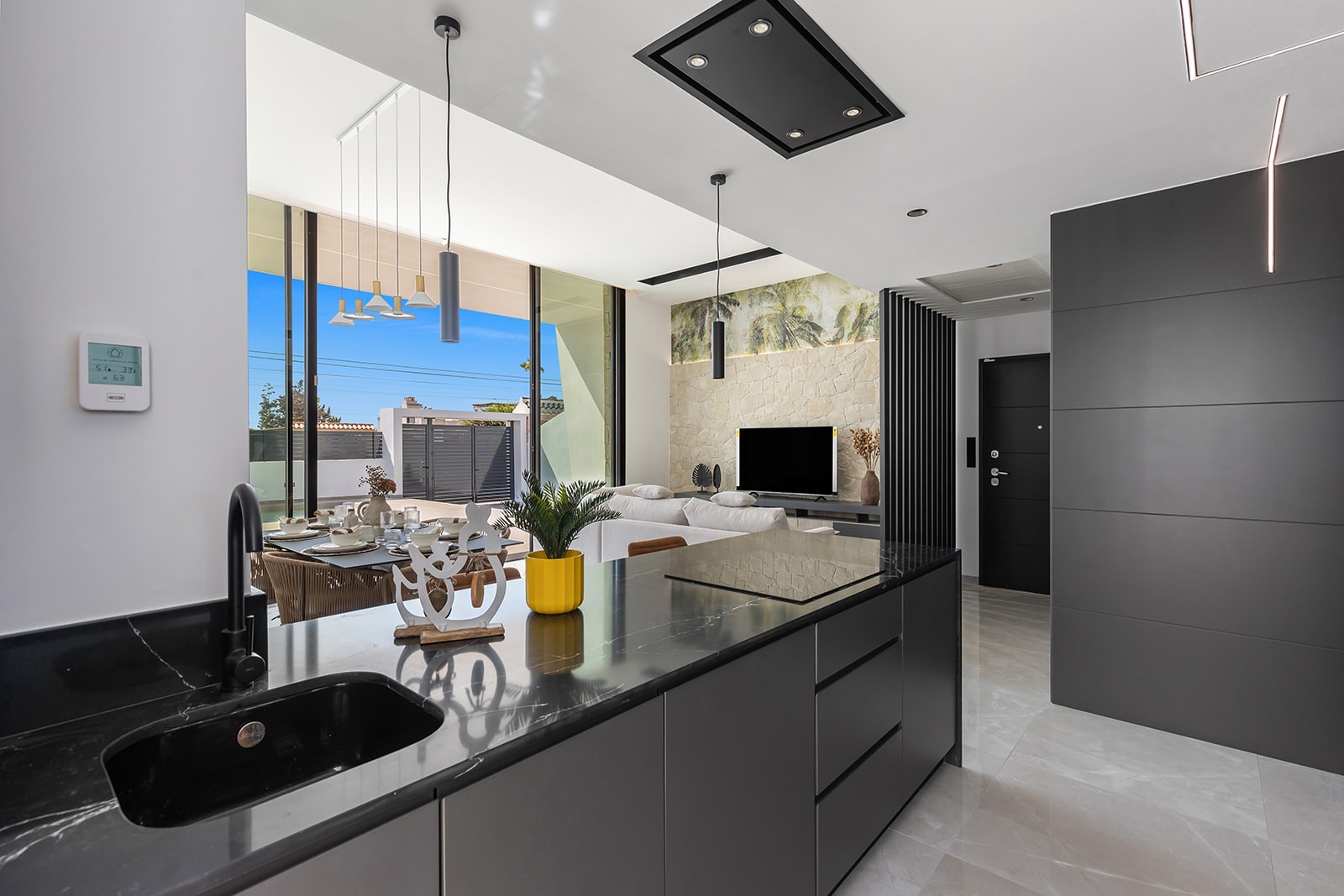Villa for Sale in El Chaparral, Alicante