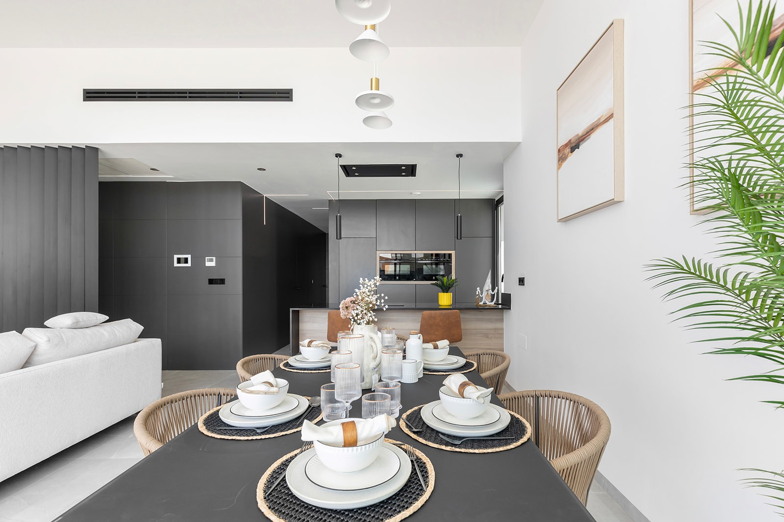 Villa for Sale in El Chaparral, Alicante