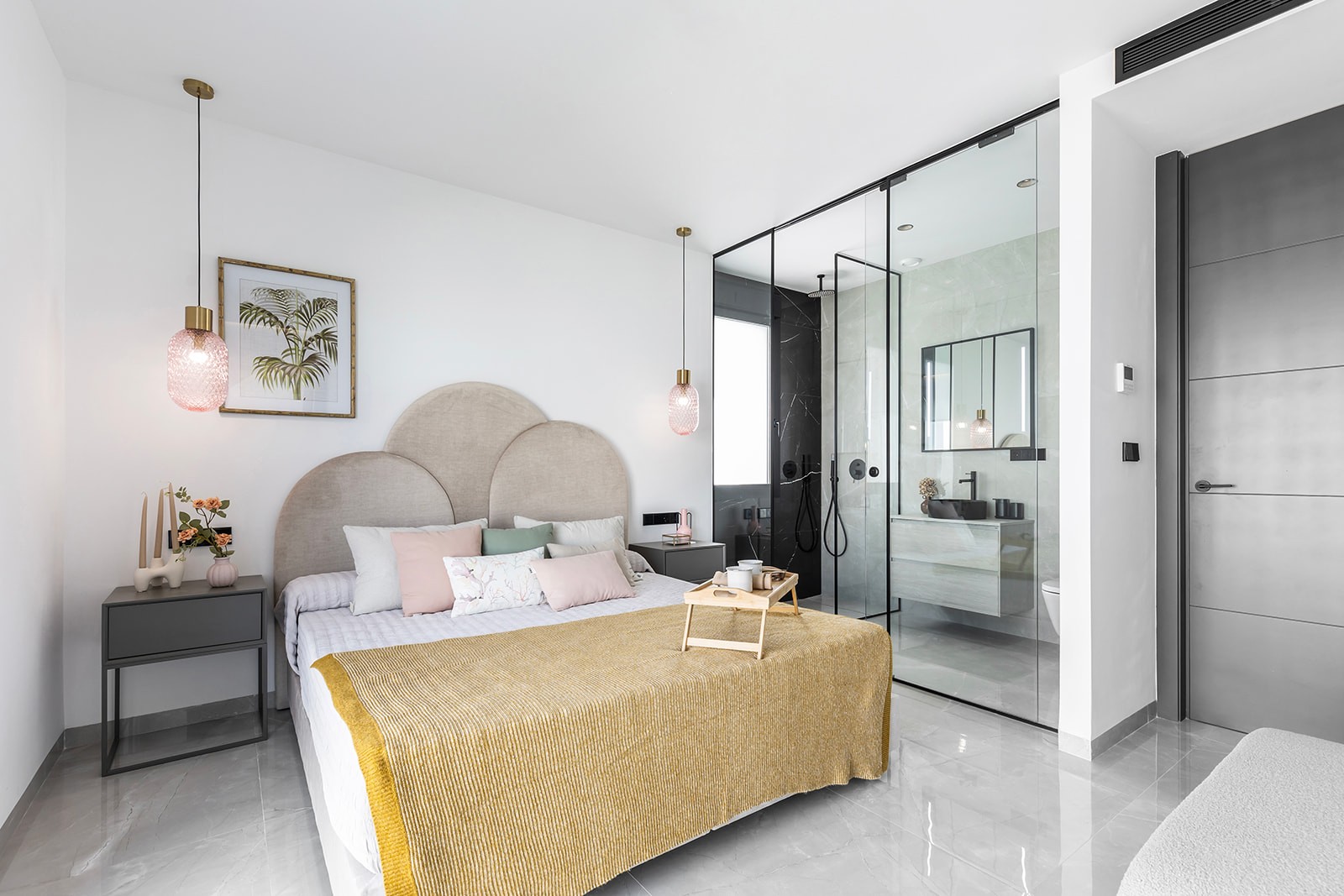 Villa for Sale in El Chaparral, Alicante