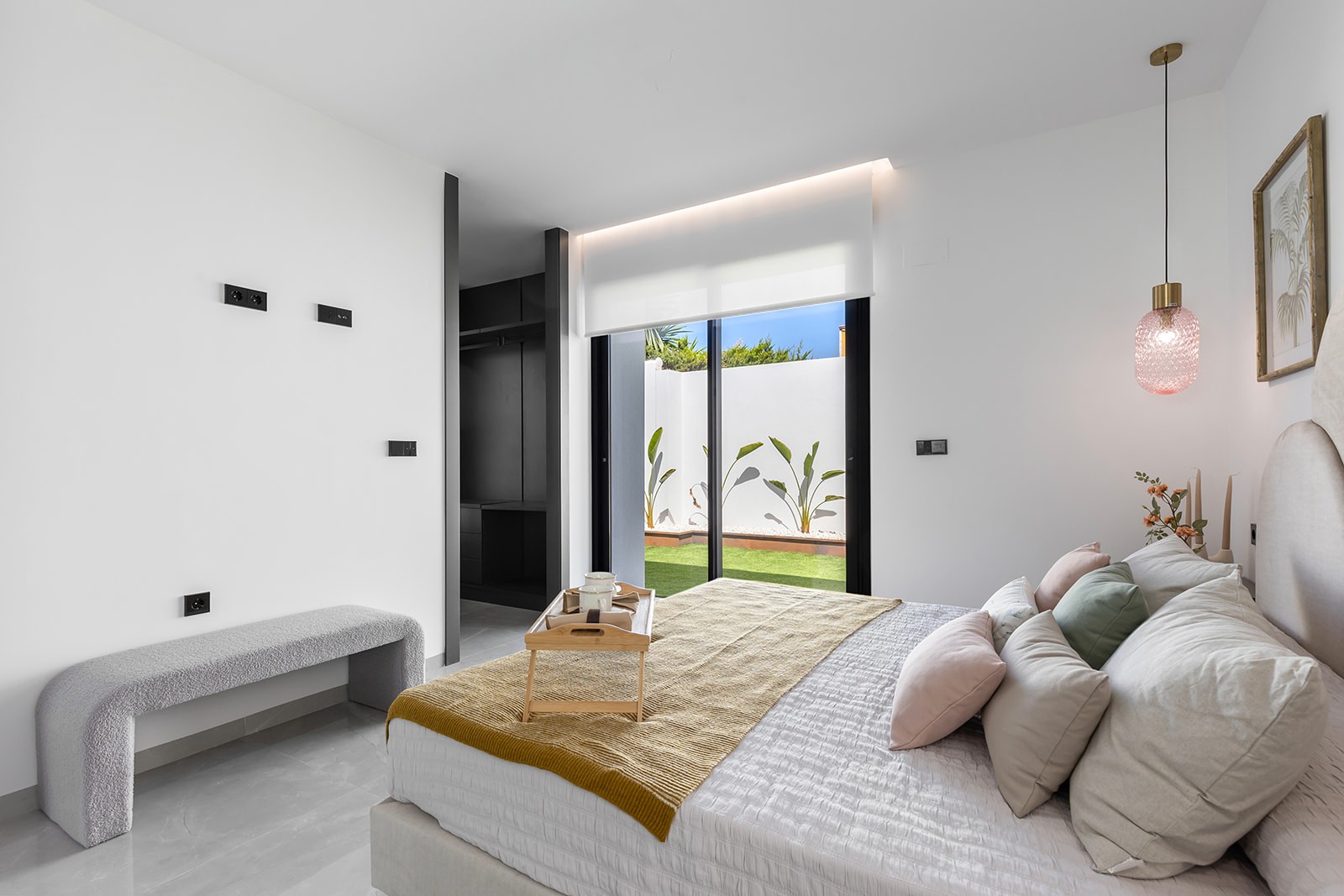 Villa for Sale in El Chaparral, Alicante