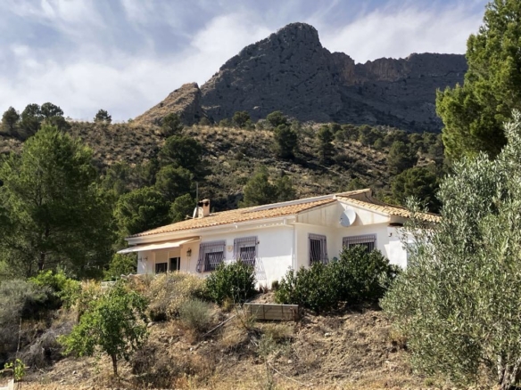 Villa for Sale in Finestrat, Alicante