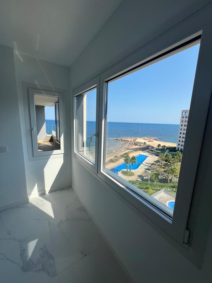 Apartment for Sale in Punta Prima, Alicante