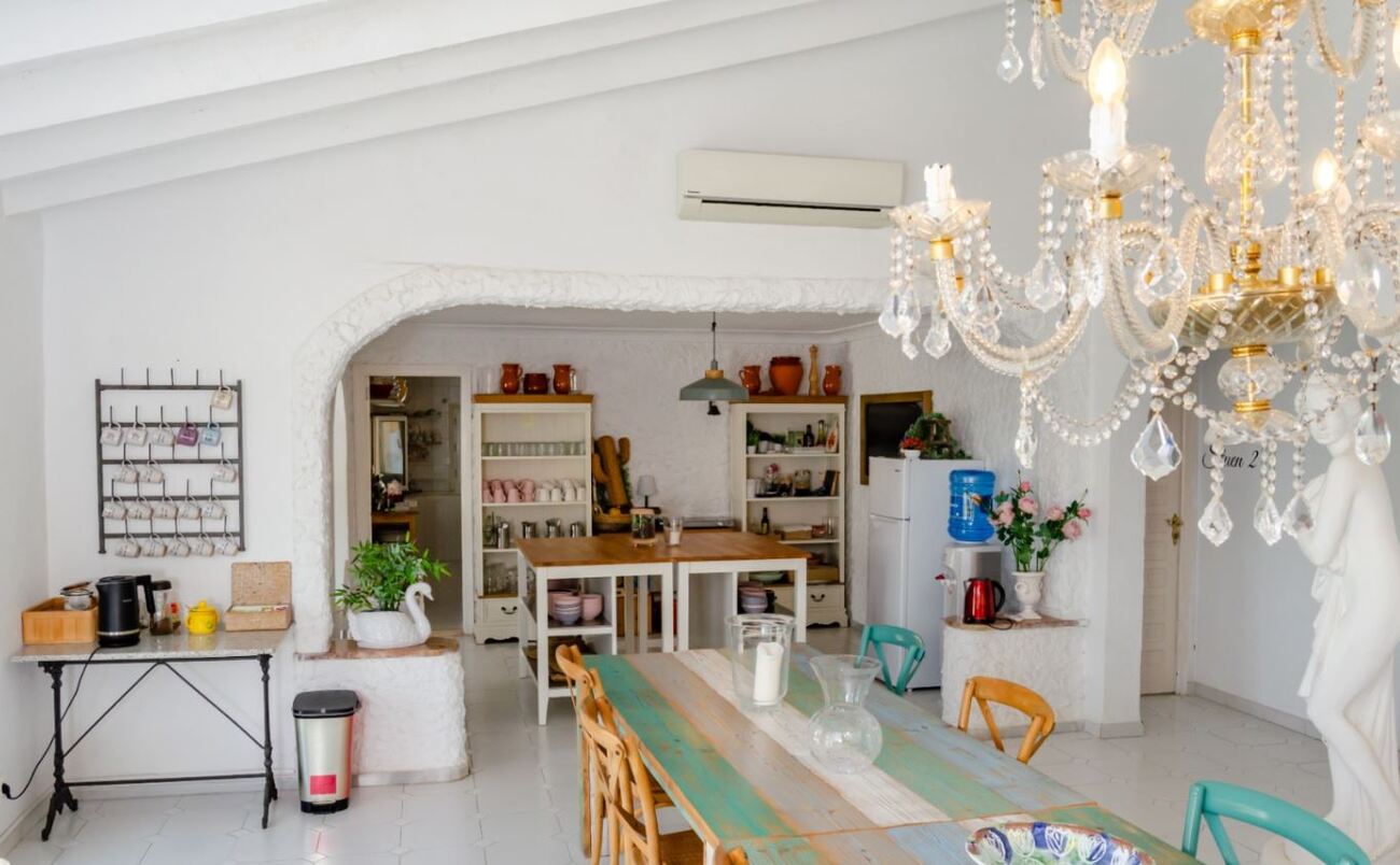 Villa for Sale in Orxeta, Alicante