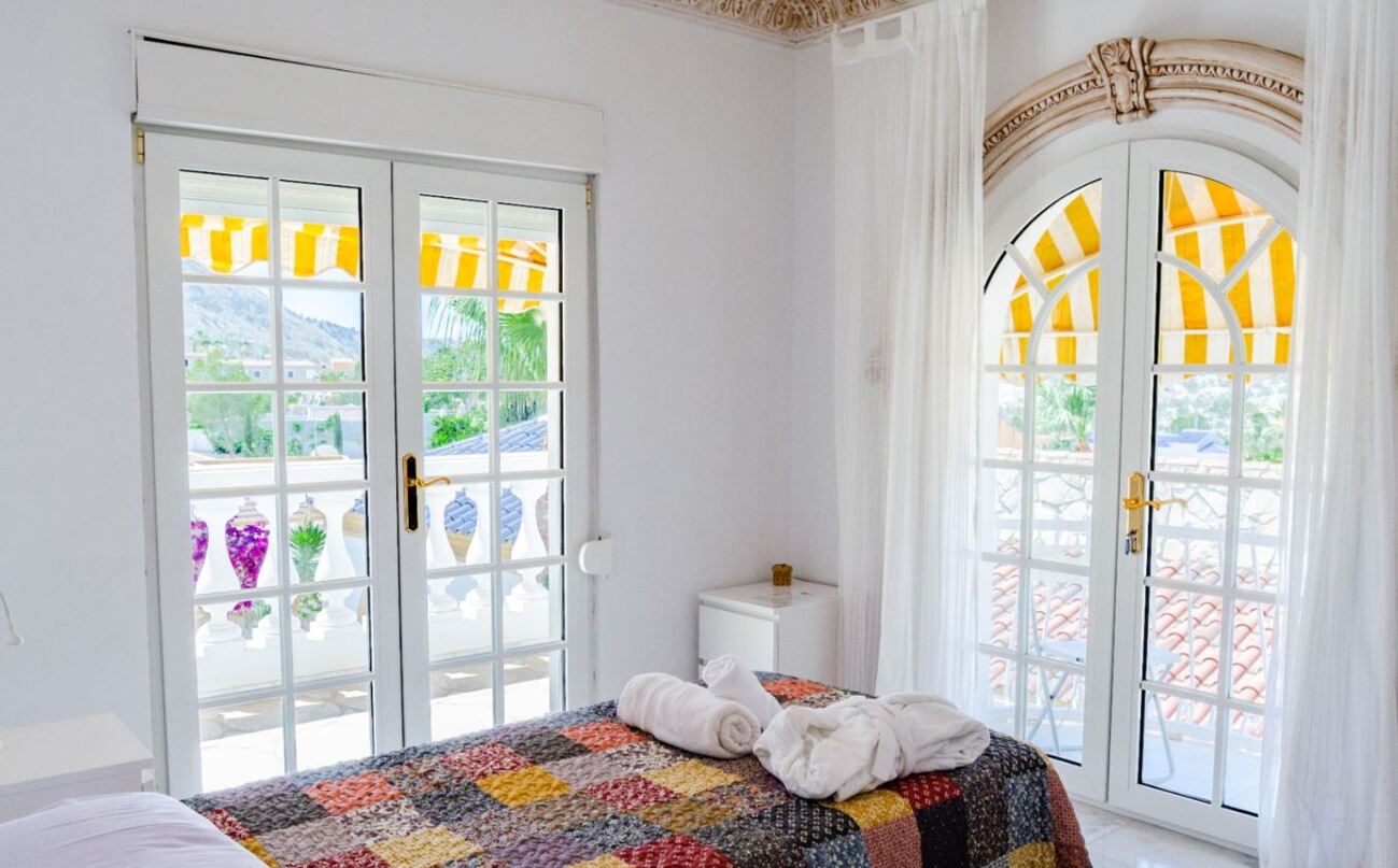 Villa for Sale in Orxeta, Alicante