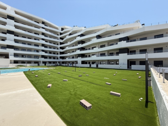 Penthouse for Sale in San Miguel de Salinas, Alicante