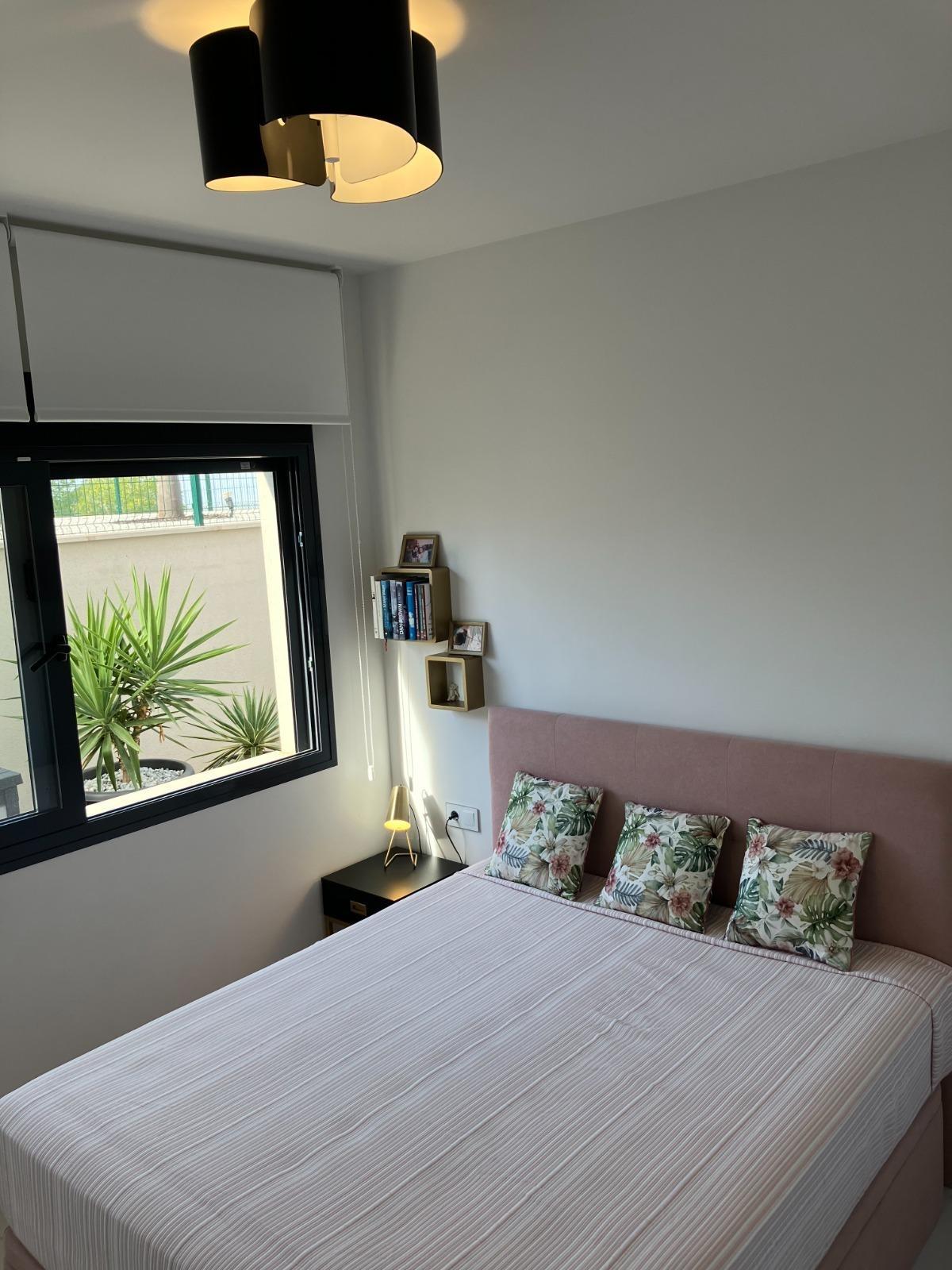 Bungalow for Sale in San Miguel de Salinas, Alicante
