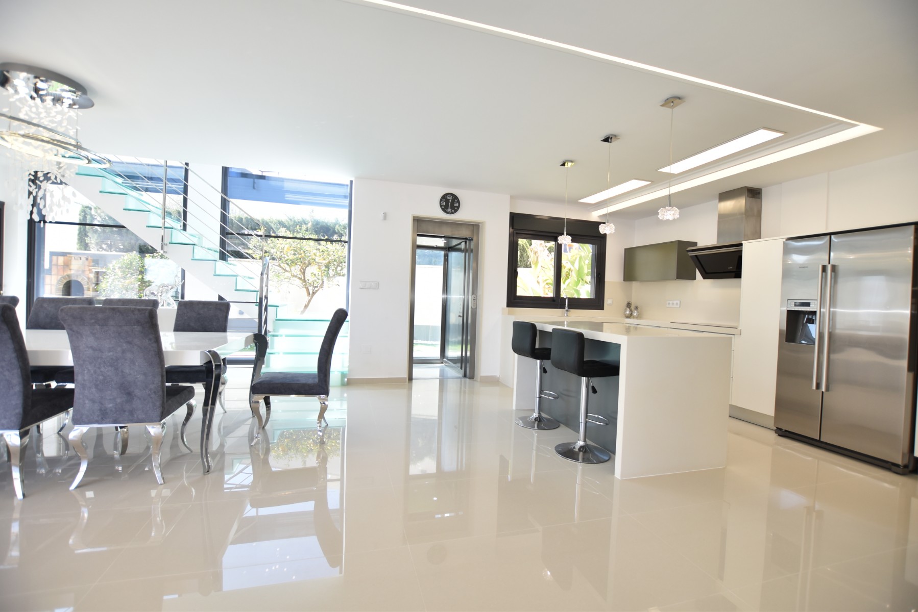 Villa for Sale in San Miguel de Salinas, Alicante