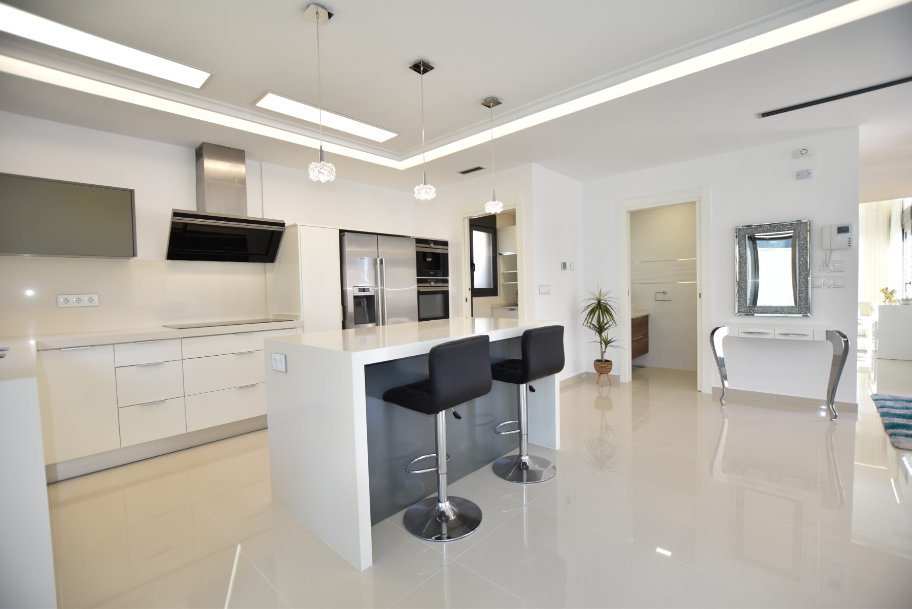 Villa for Sale in San Miguel de Salinas, Alicante
