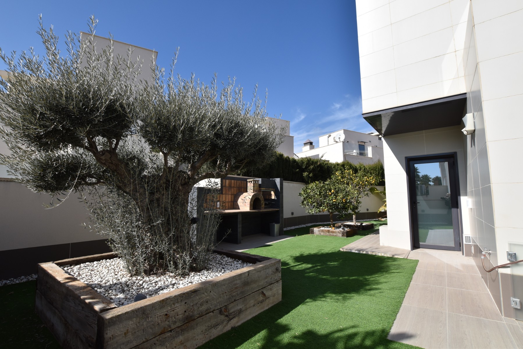 Villa for Sale in San Miguel de Salinas, Alicante