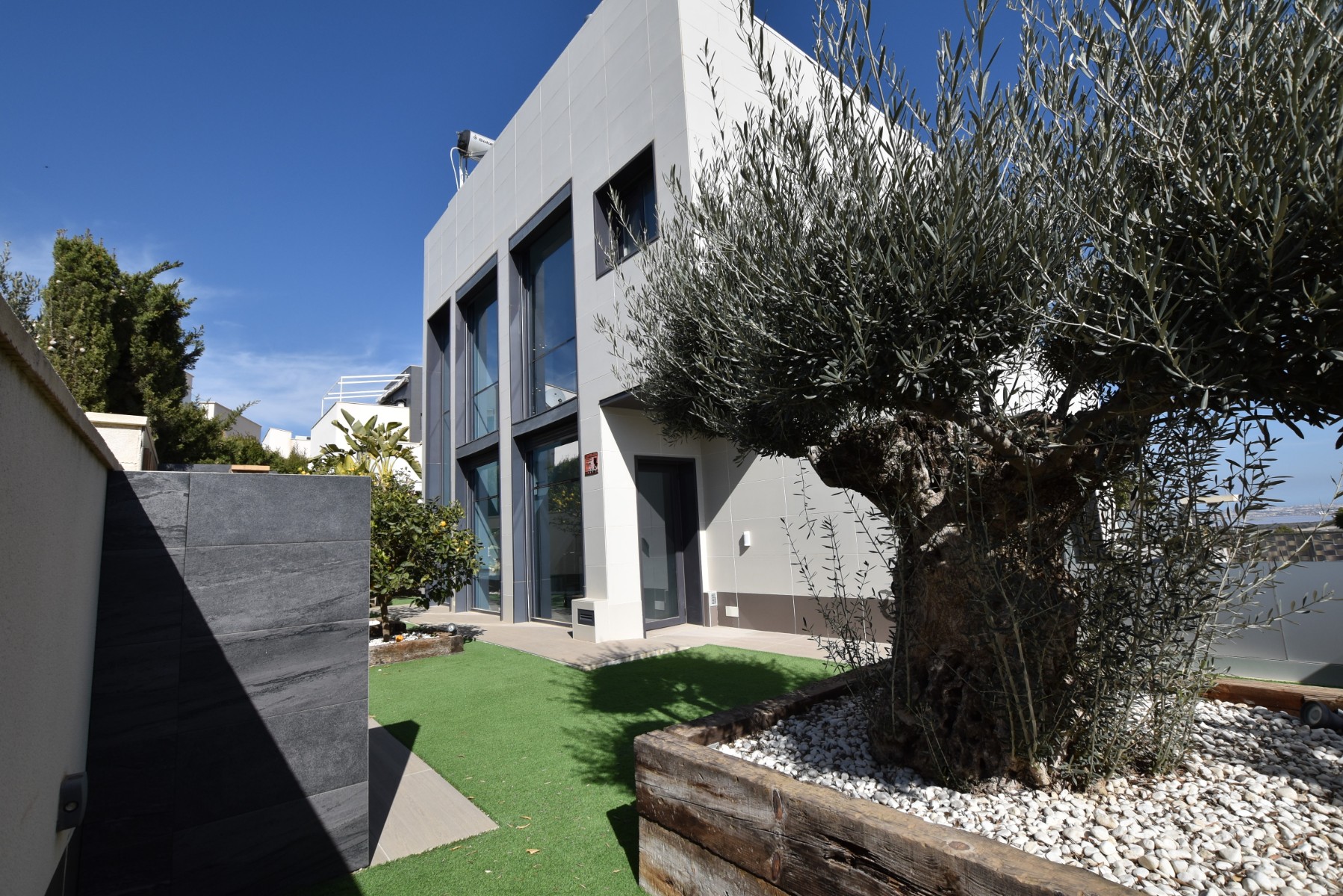 Villa for Sale in San Miguel de Salinas, Alicante