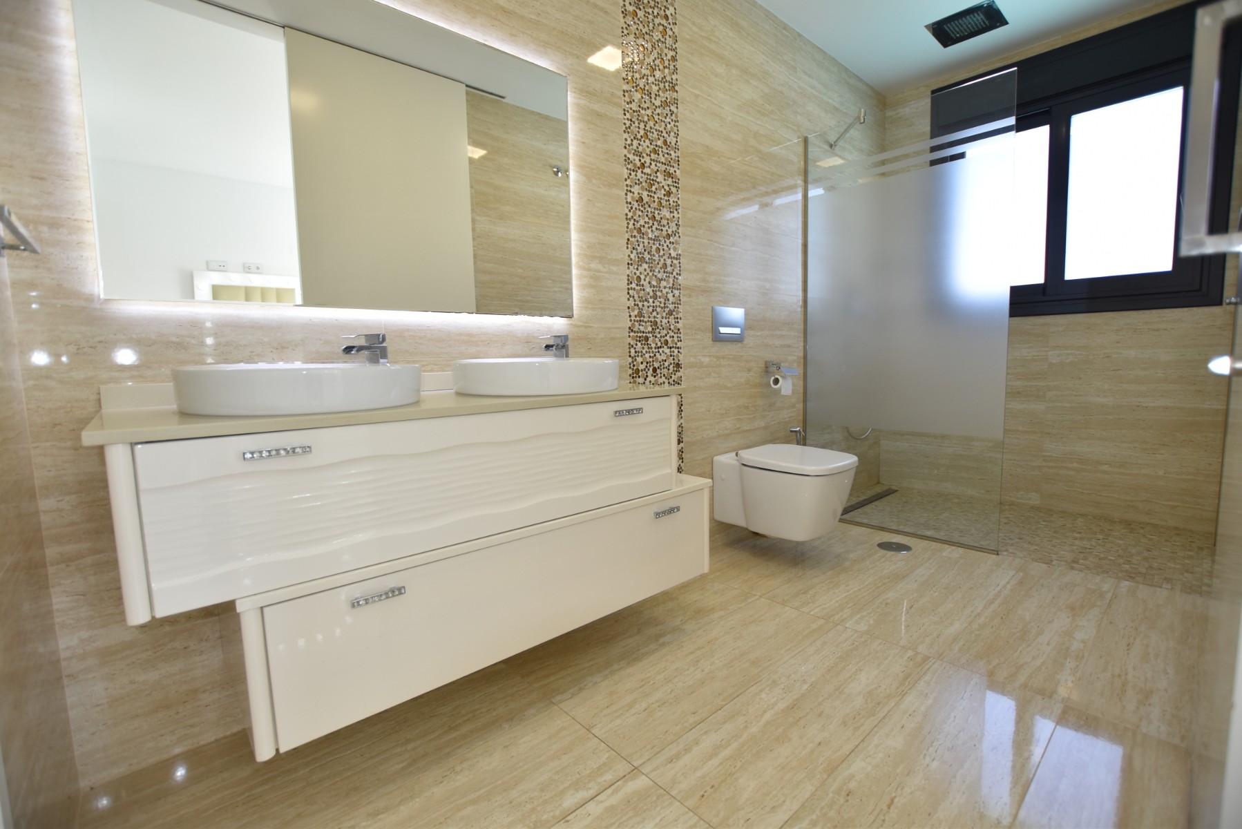 Villa for Sale in San Miguel de Salinas, Alicante