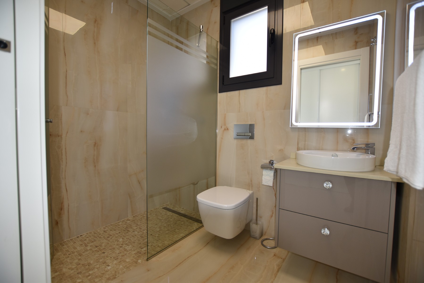 Villa for Sale in San Miguel de Salinas, Alicante