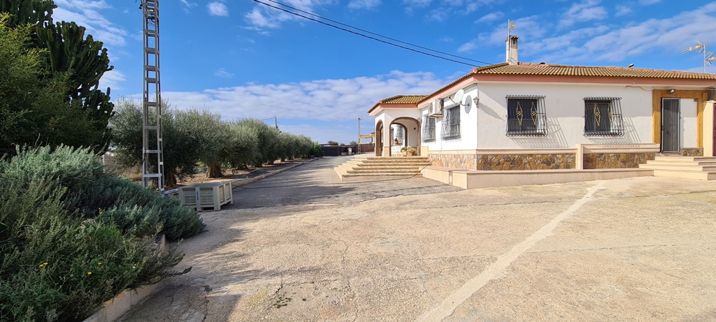 Villa for Sale in Orihuela, Alicante