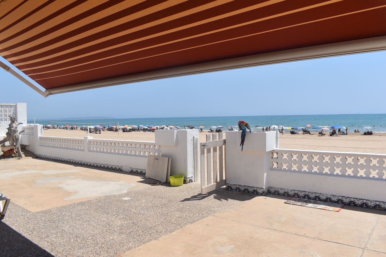 Villa for Sale in Guardamar del Segura, Alicante