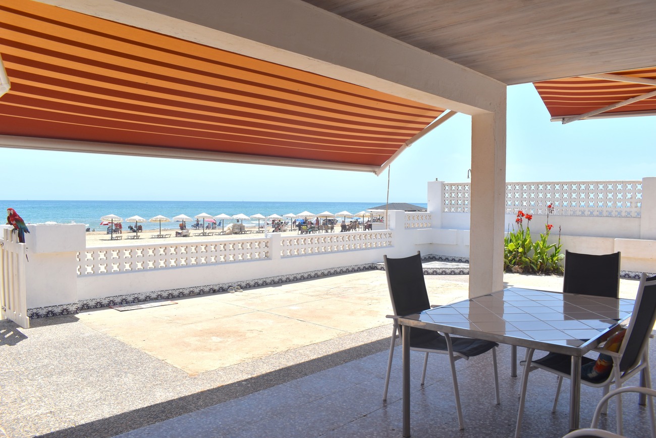 Villa for Sale in Guardamar del Segura, Alicante