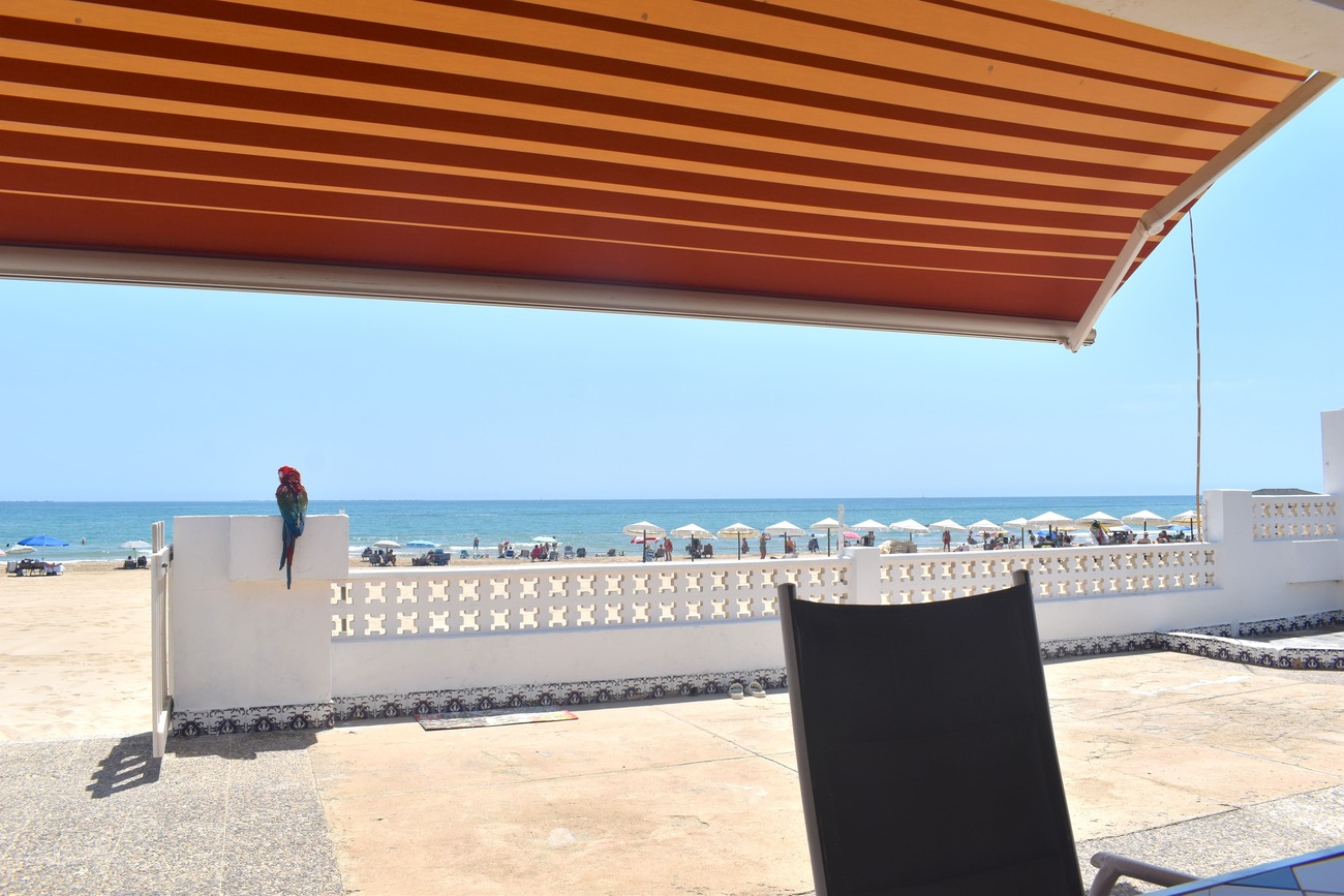 Villa for Sale in Guardamar del Segura, Alicante