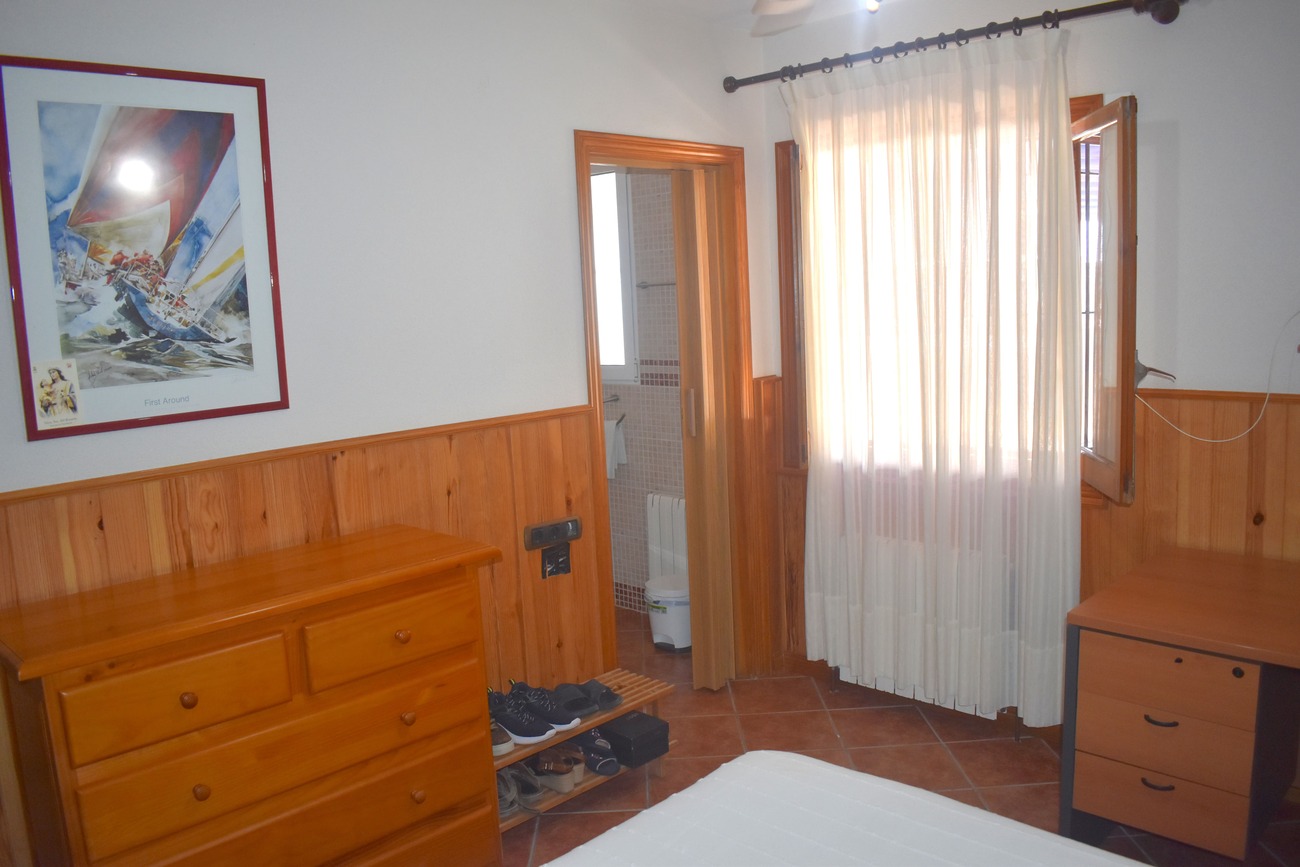 Villa for Sale in Guardamar del Segura, Alicante