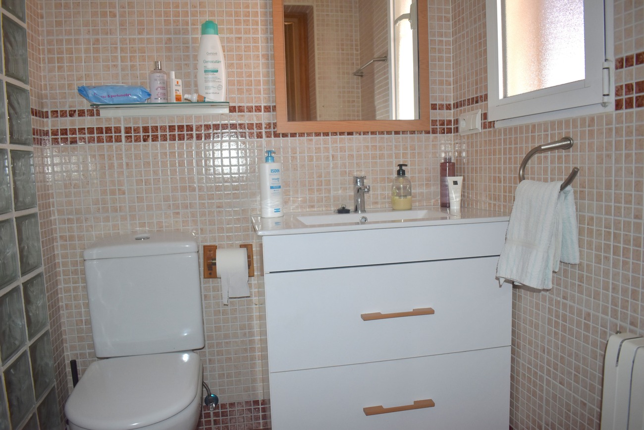 Villa for Sale in Guardamar del Segura, Alicante