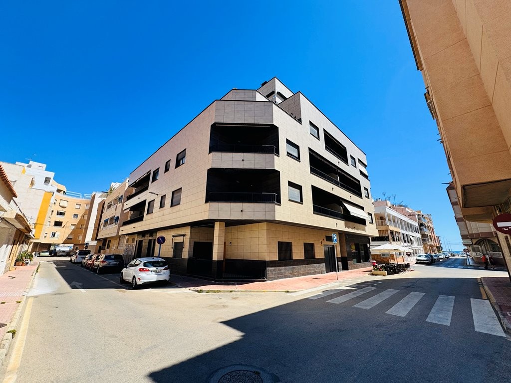 Apartment for Sale in La Mata, Alicante