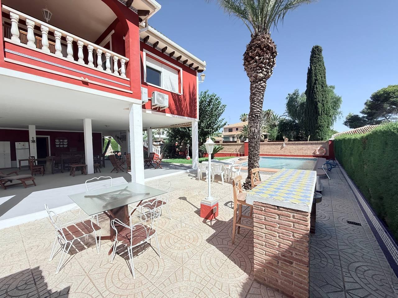 Villa for Sale in Campoamor, Alicante