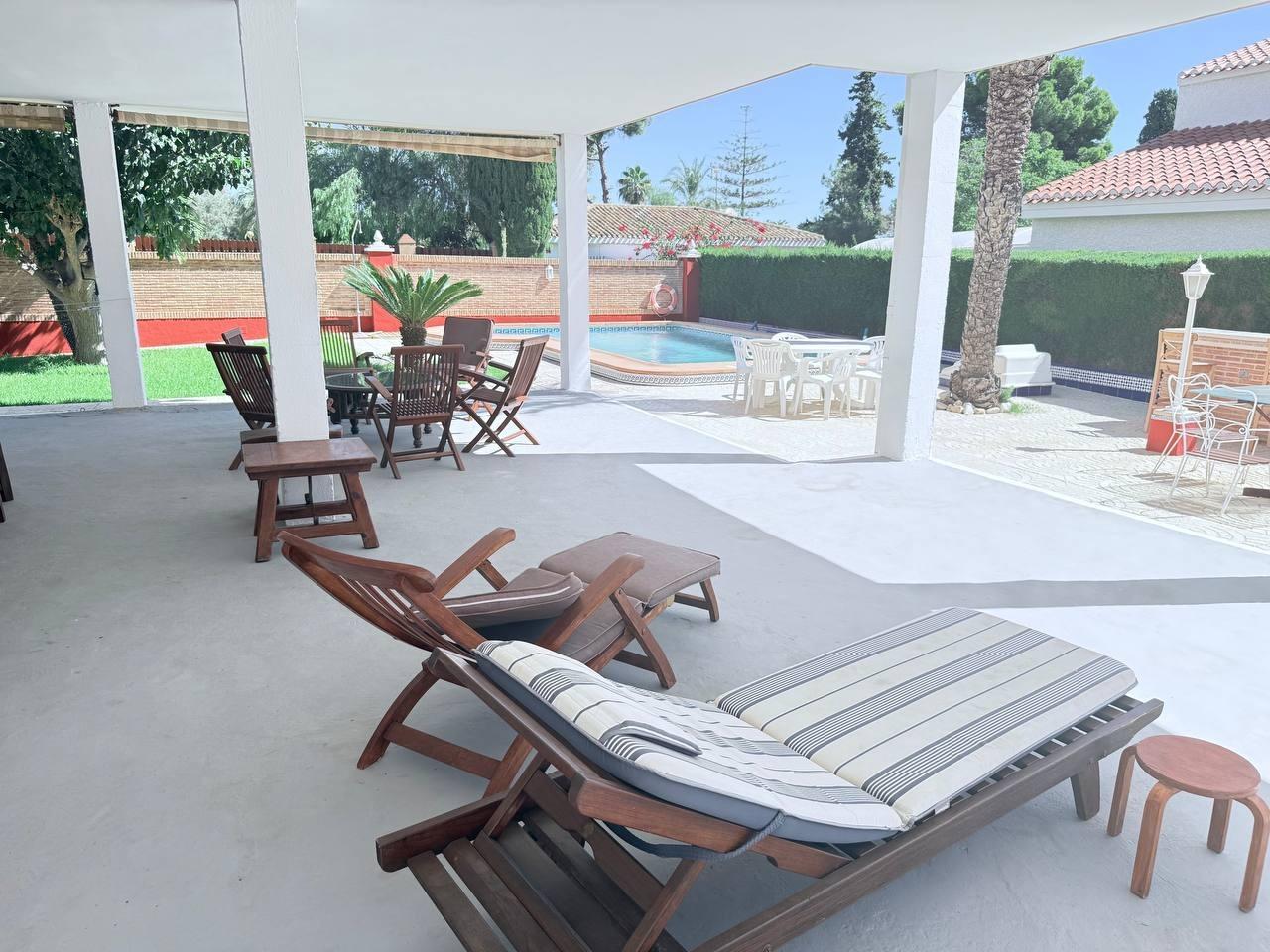Villa for Sale in Campoamor, Alicante
