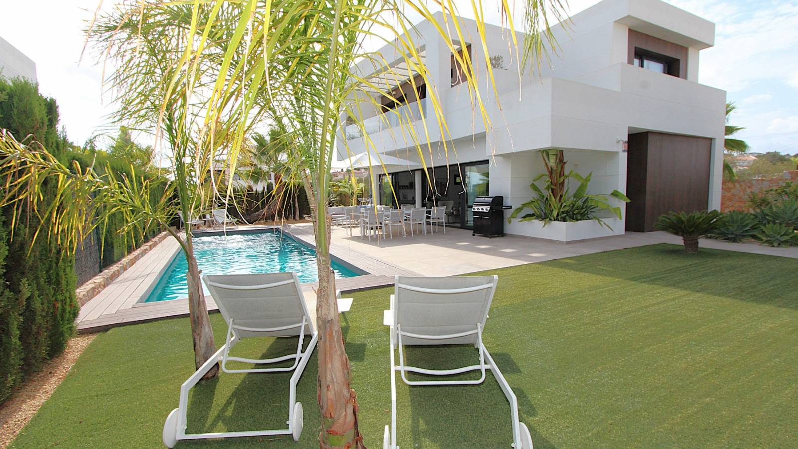 Villa for Sale in Rojales, Alicante