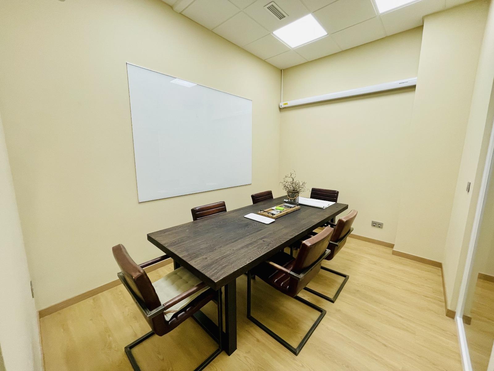 Commercial for Sale in Torrevieja, Alicante