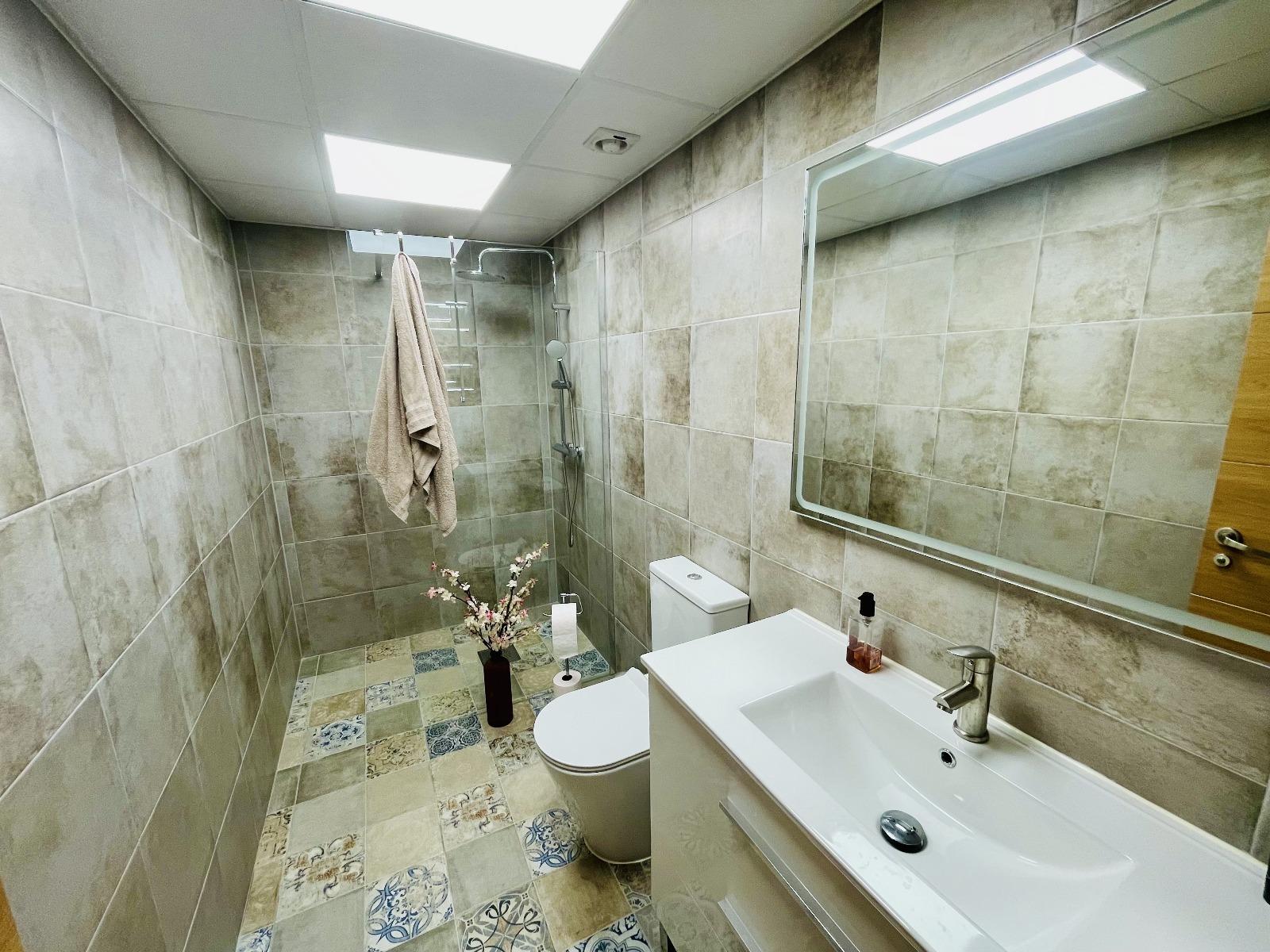 Commercial for Sale in Torrevieja, Alicante