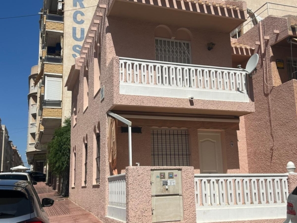 Town House for Sale in Torrevieja, Alicante