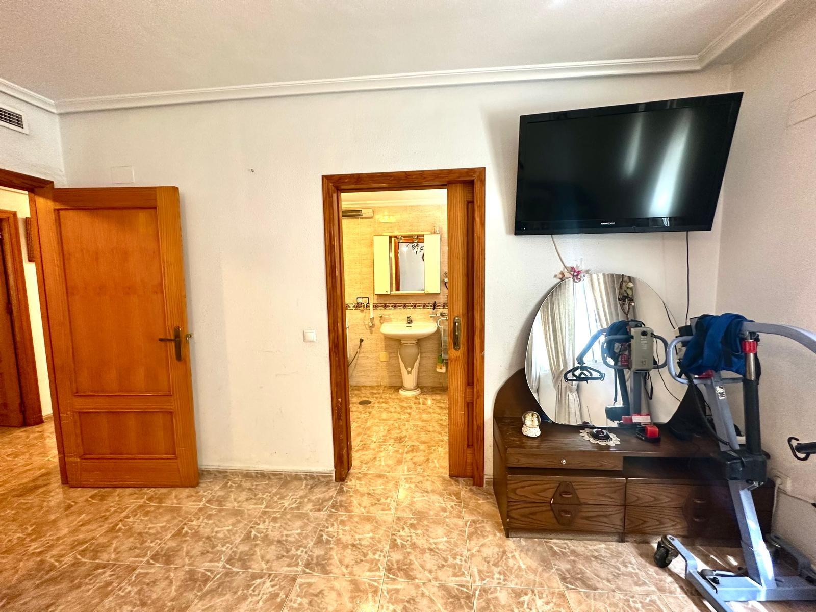 Apartment for Sale in Torrevieja, Alicante