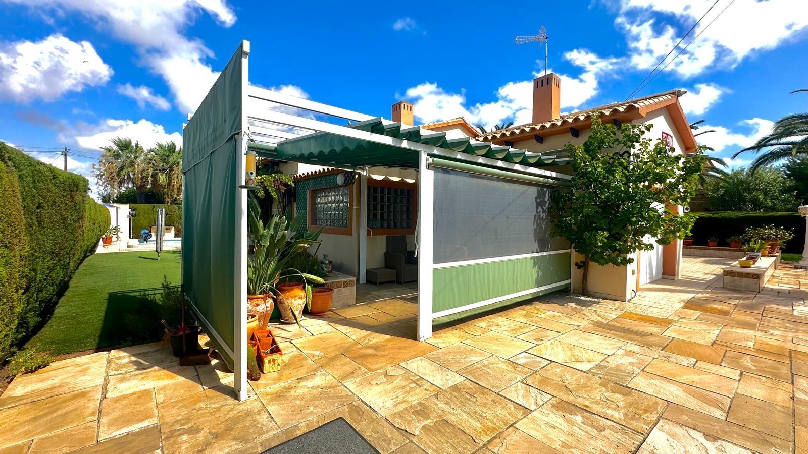 Villa for Sale in Cabo Roig, Alicante