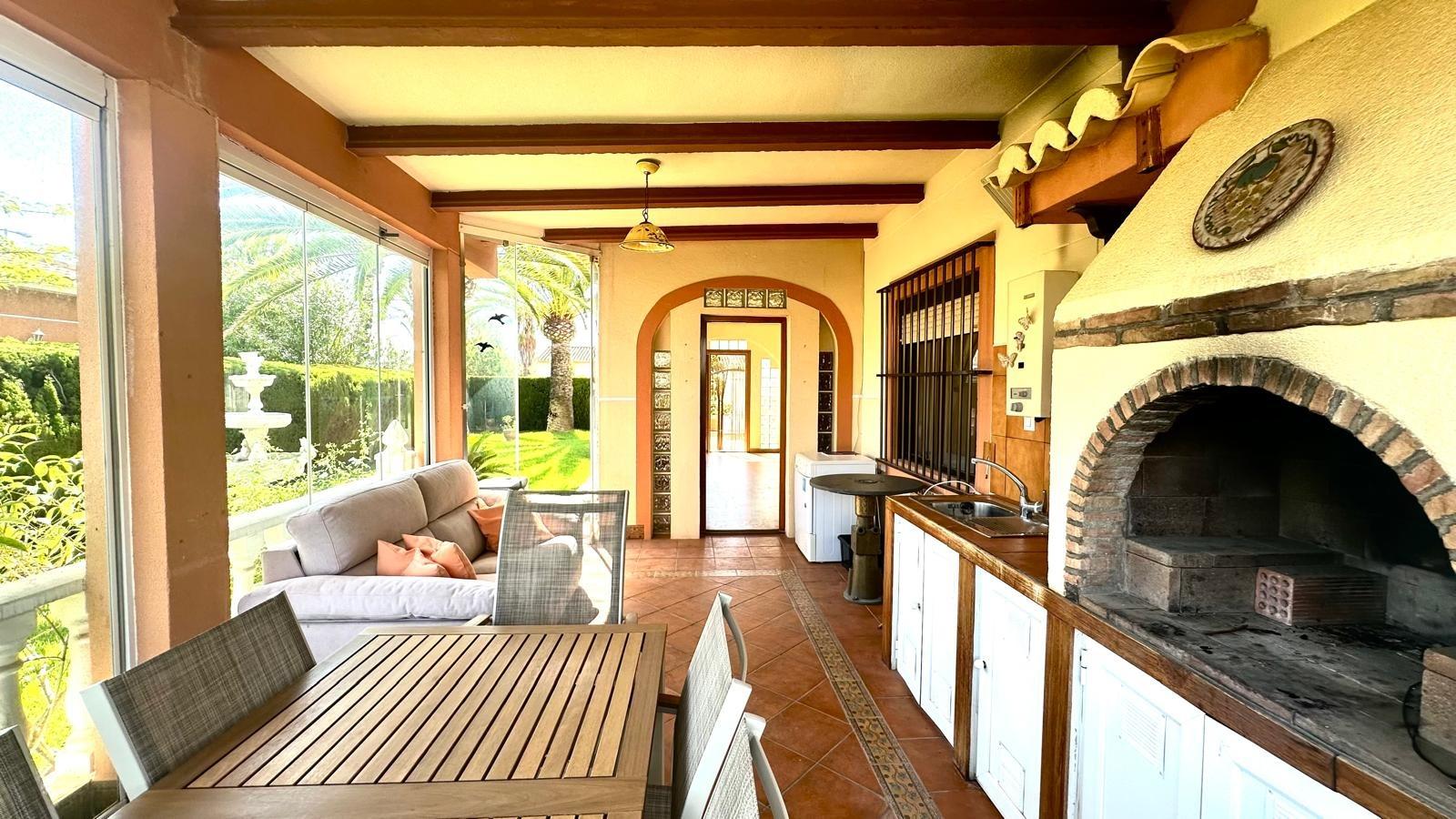 Villa for Sale in Cabo Roig, Alicante