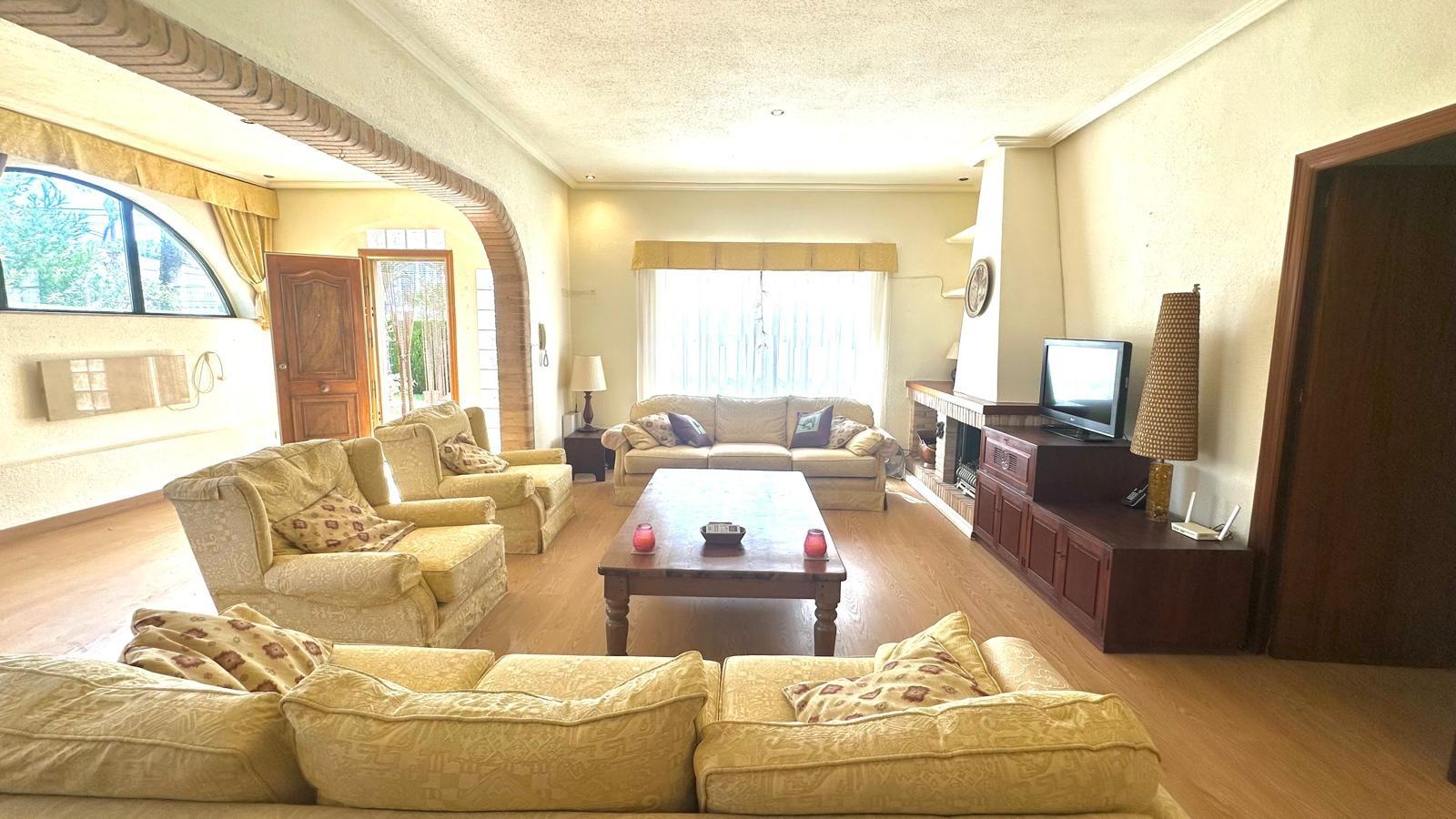Villa for Sale in Cabo Roig, Alicante