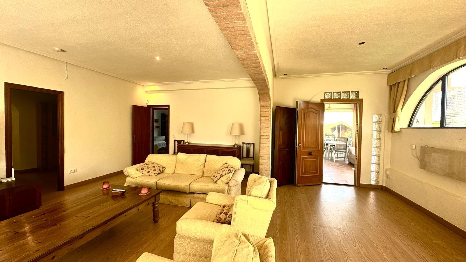 Villa for Sale in Cabo Roig, Alicante