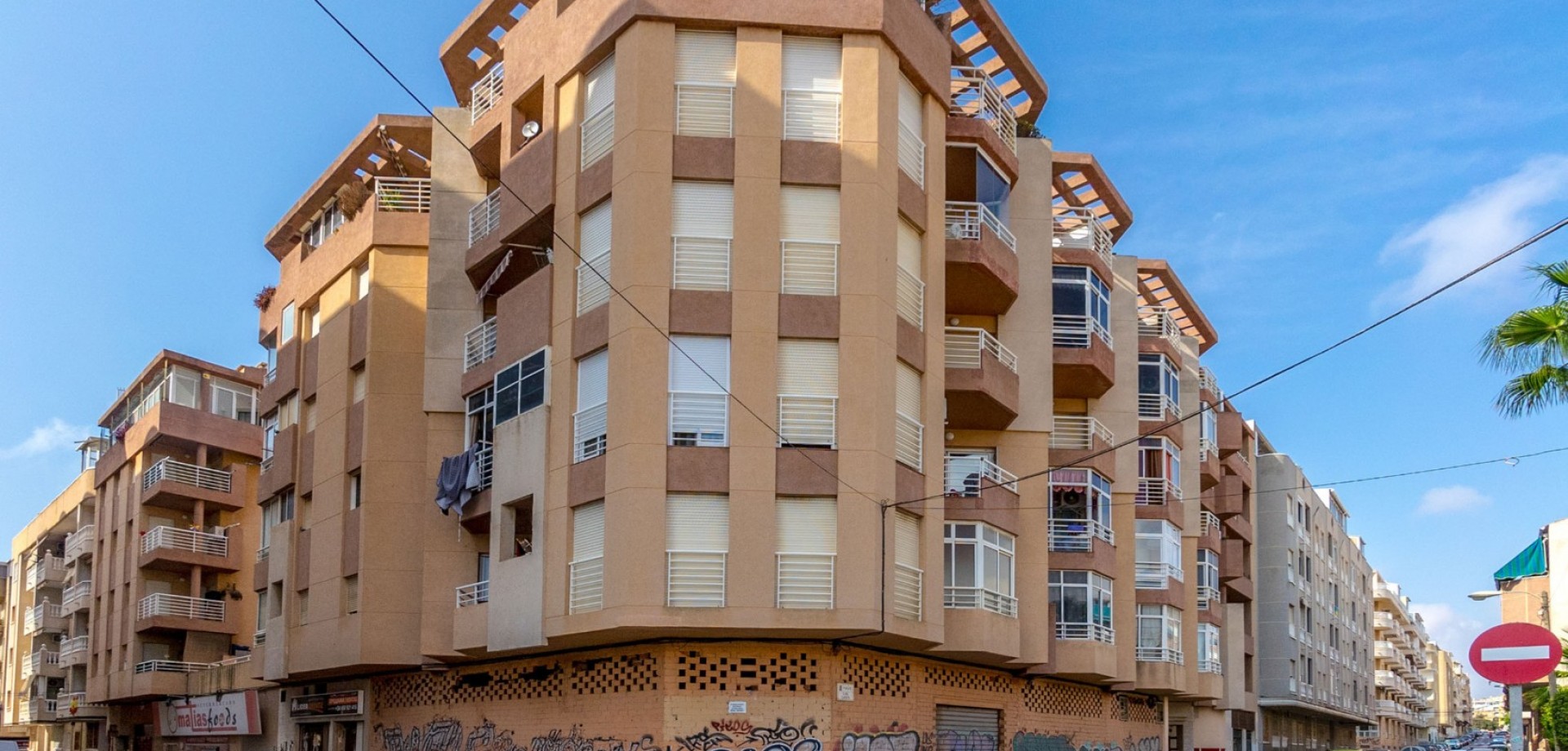 Commercial for Sale in Torrevieja, Alicante