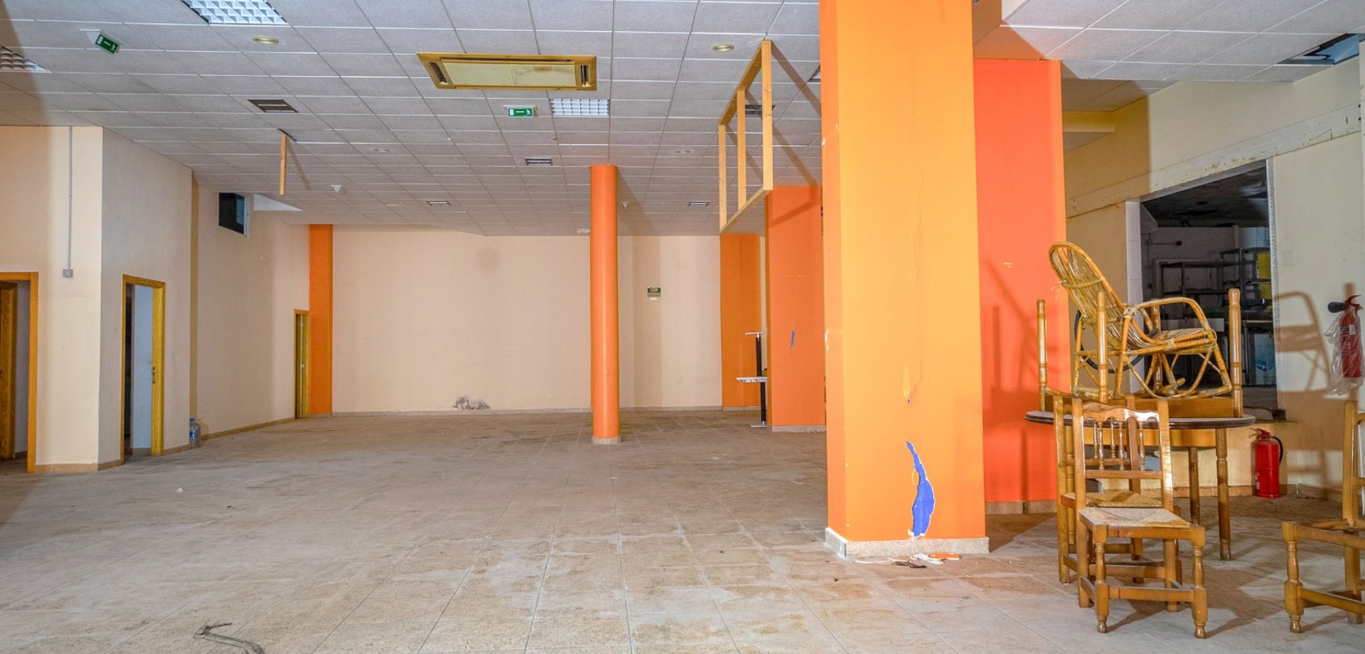 Commercial for Sale in Torrevieja, Alicante