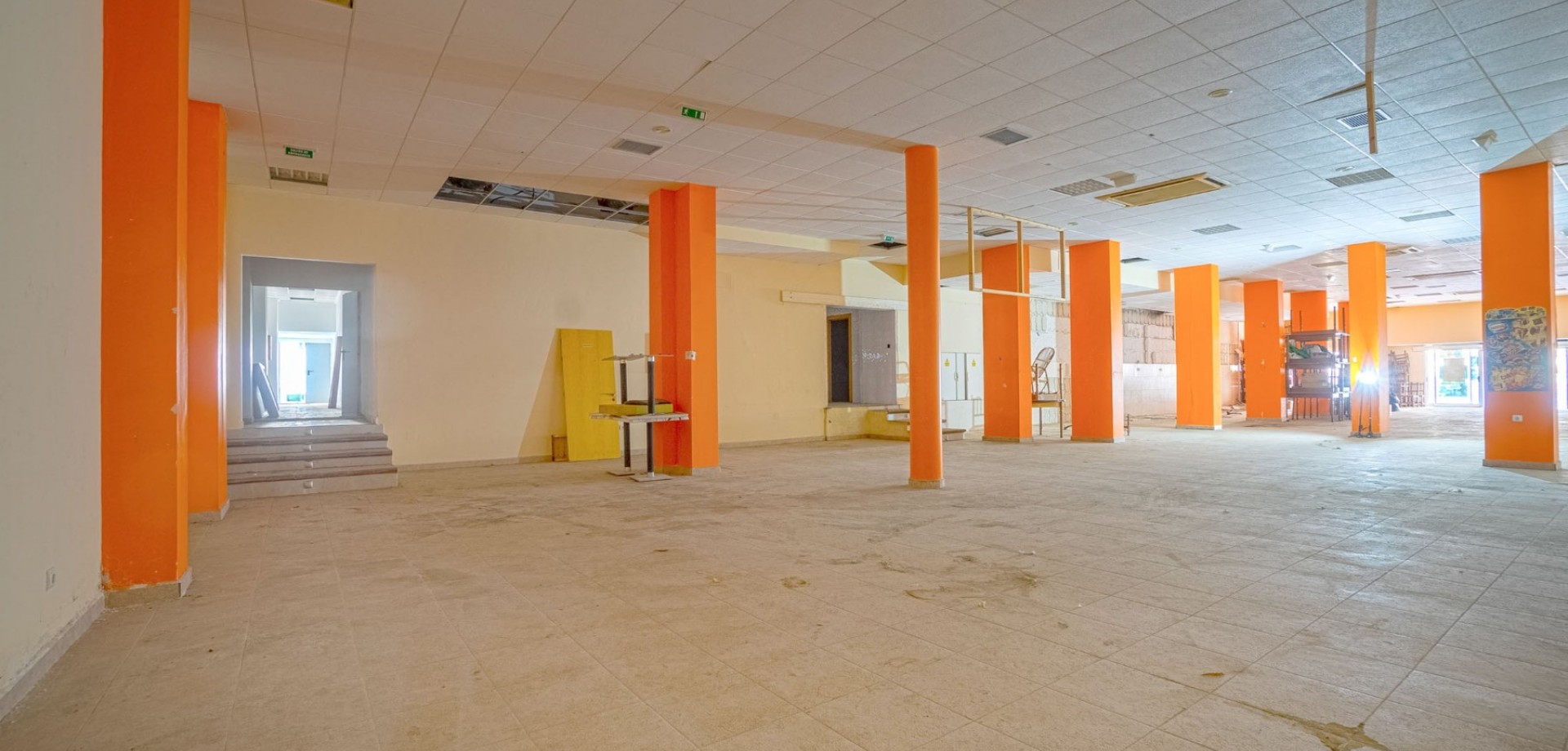 Commercial for Sale in Torrevieja, Alicante