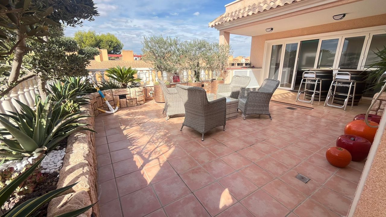 Apartment for Sale in Los Dolses, Alicante