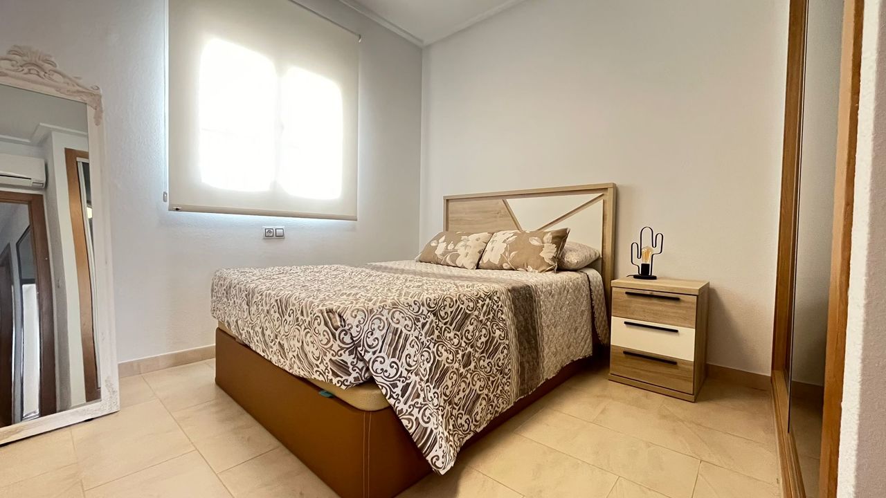 Apartment for Sale in Los Dolses, Alicante