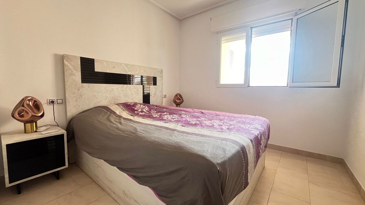 Apartment for Sale in Los Dolses, Alicante