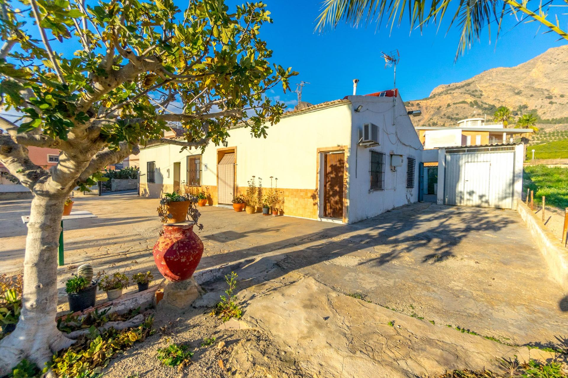 2-1 Finca for Sale in Orihuela, Alicante