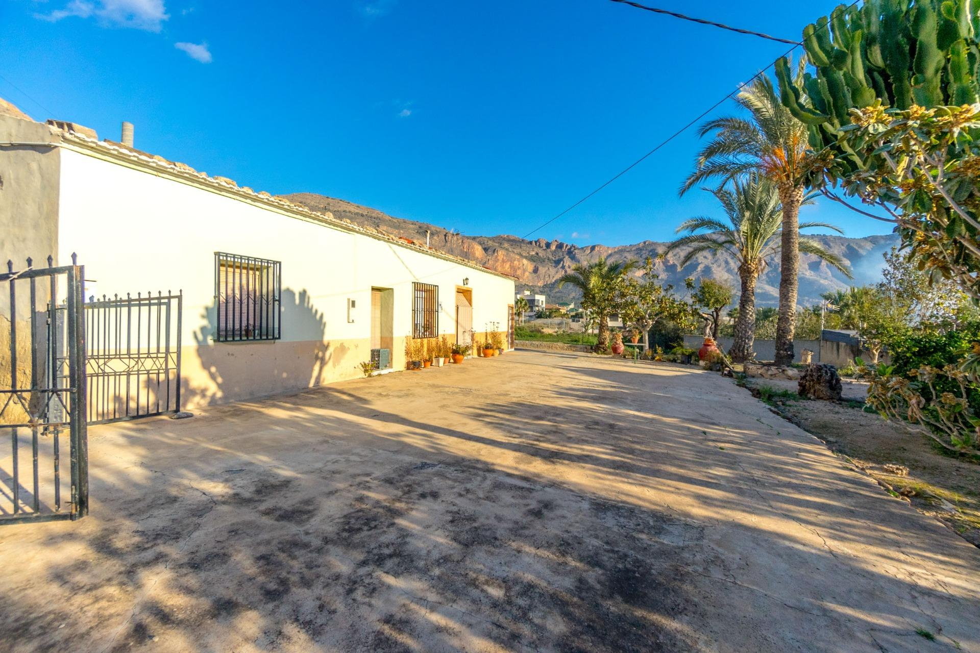 Finca for Sale in Orihuela, Alicante