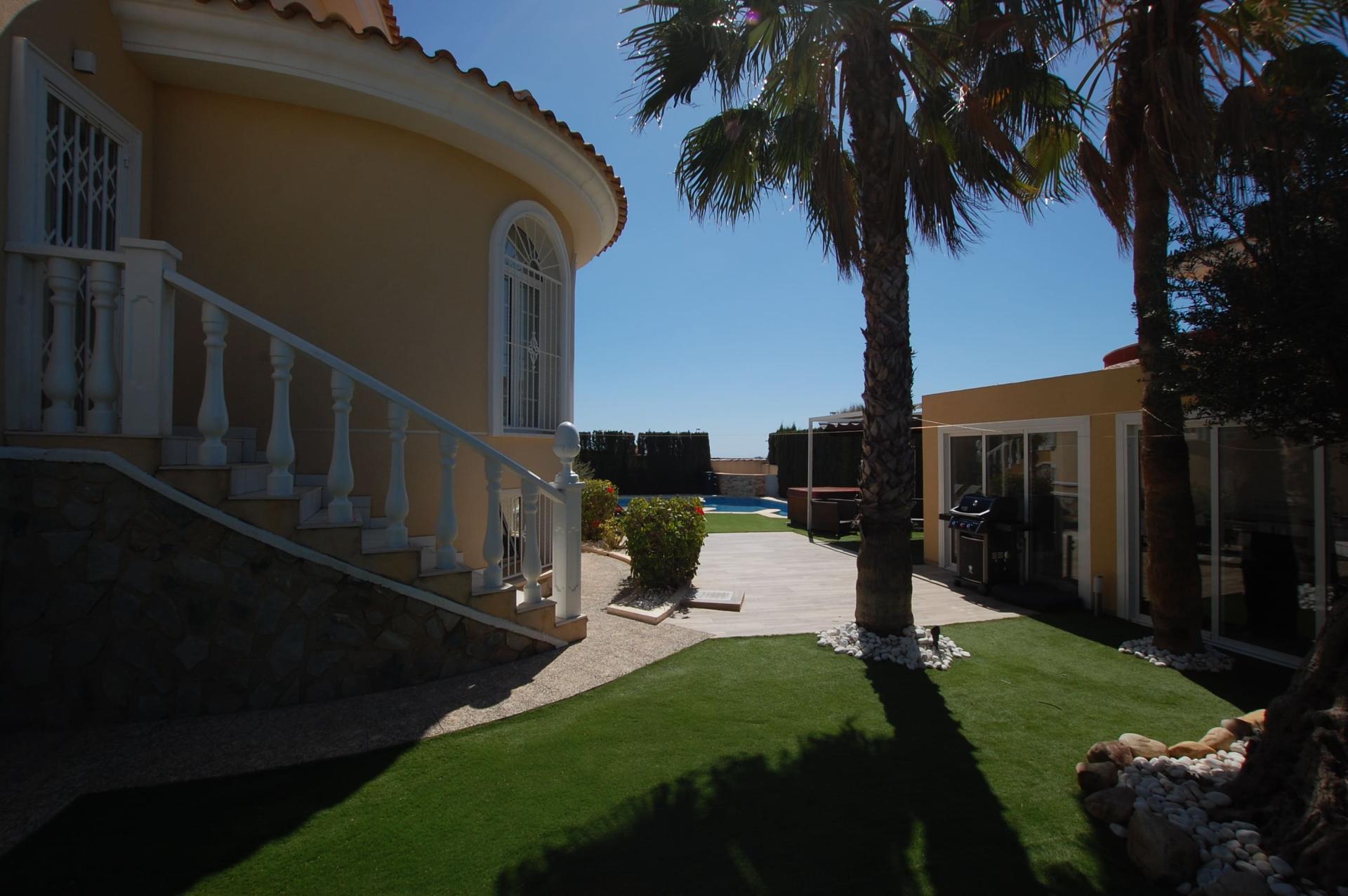 Villa for Sale in Ciudad Quesada, Alicante