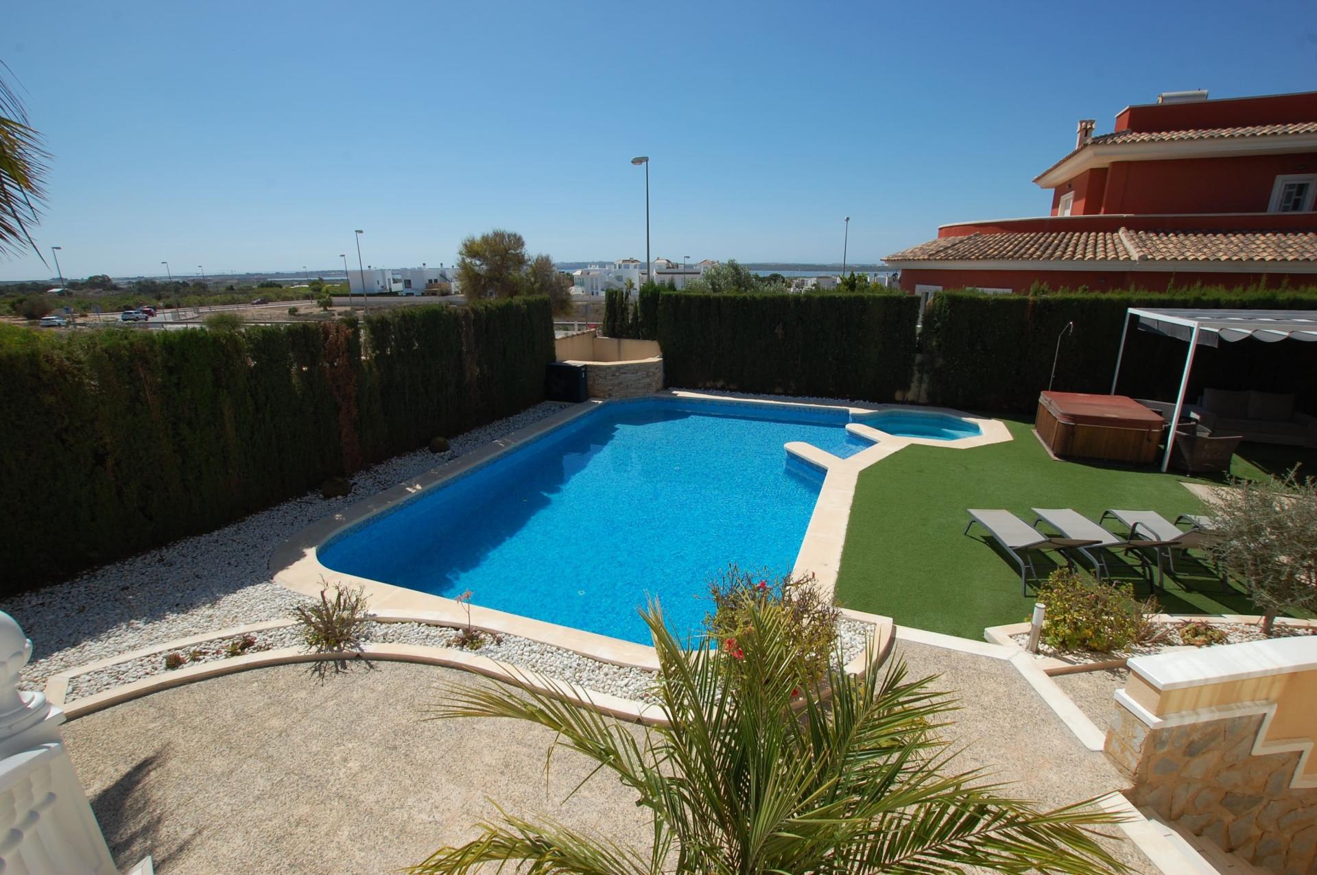 Villa for Sale in Ciudad Quesada, Alicante