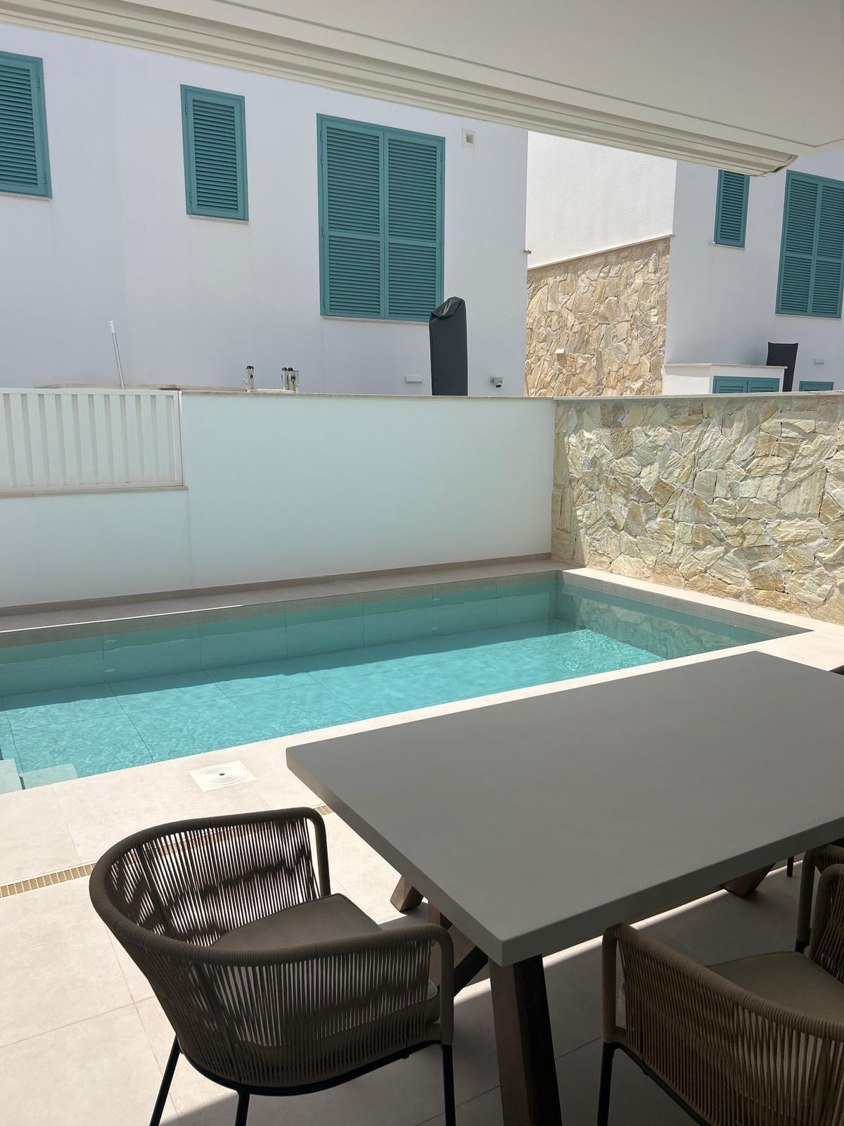 Bungalow for Sale in Pilar de La Horadada, Alicante