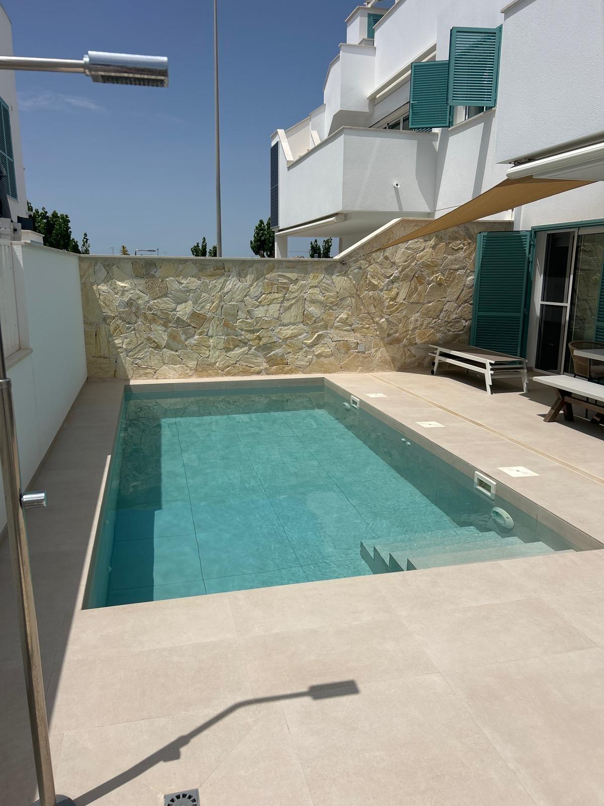 Bungalow for Sale in Pilar de La Horadada, Alicante